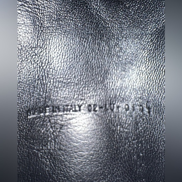 CHRISTIAN DIOR
Lambskin Cannage Wallet on Chain Black - Picture 2 of 9